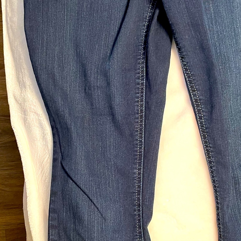 Lee great condition midrise Jeans size 8